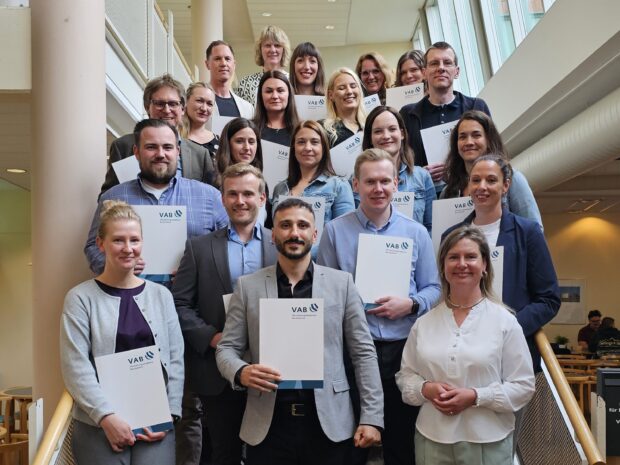 125. Angestelltenlehrgang II erhält Abschlusszeugnisse